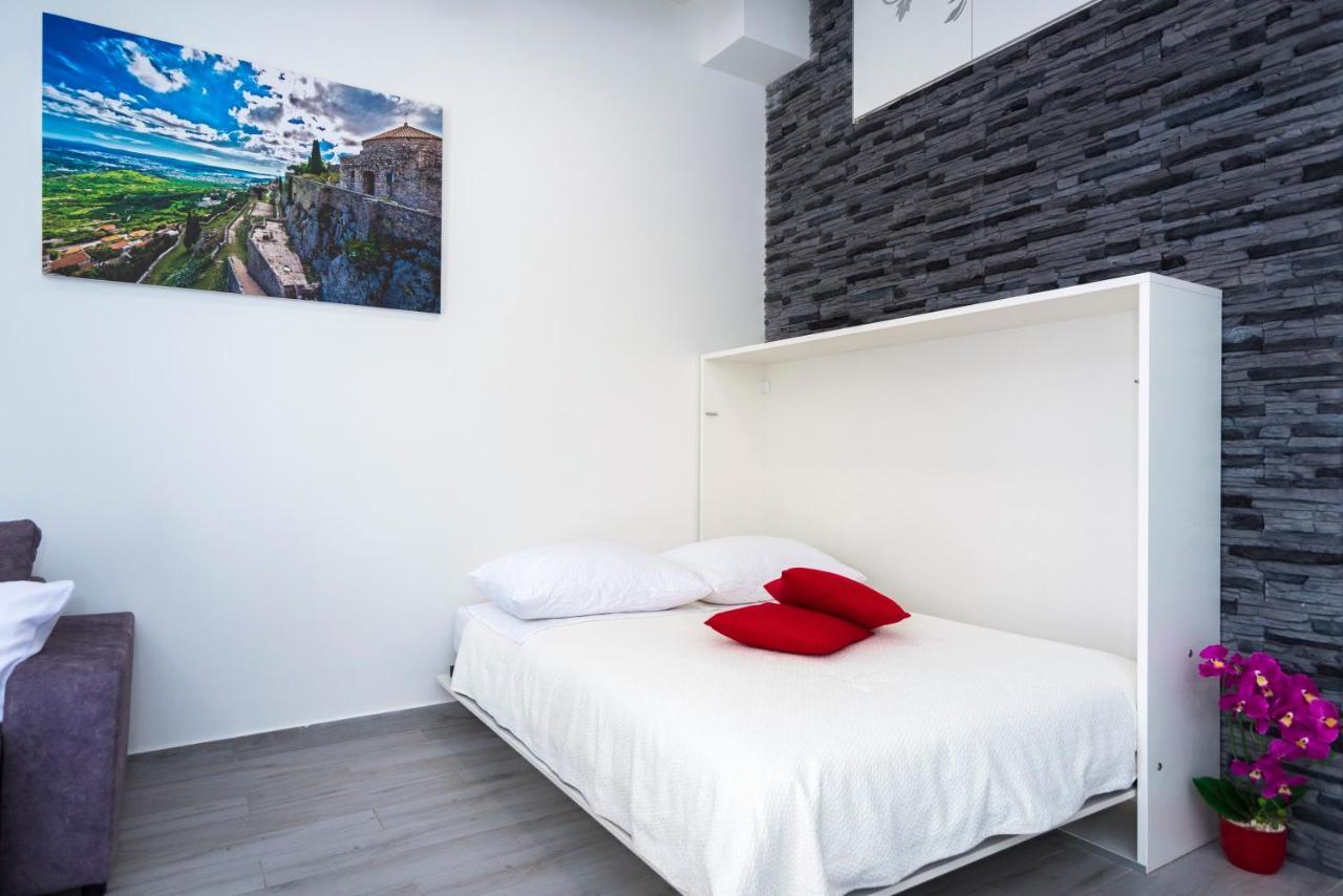 Luxury With Gallery, Heated Pool Only For You-Klis Cro Extérieur photo